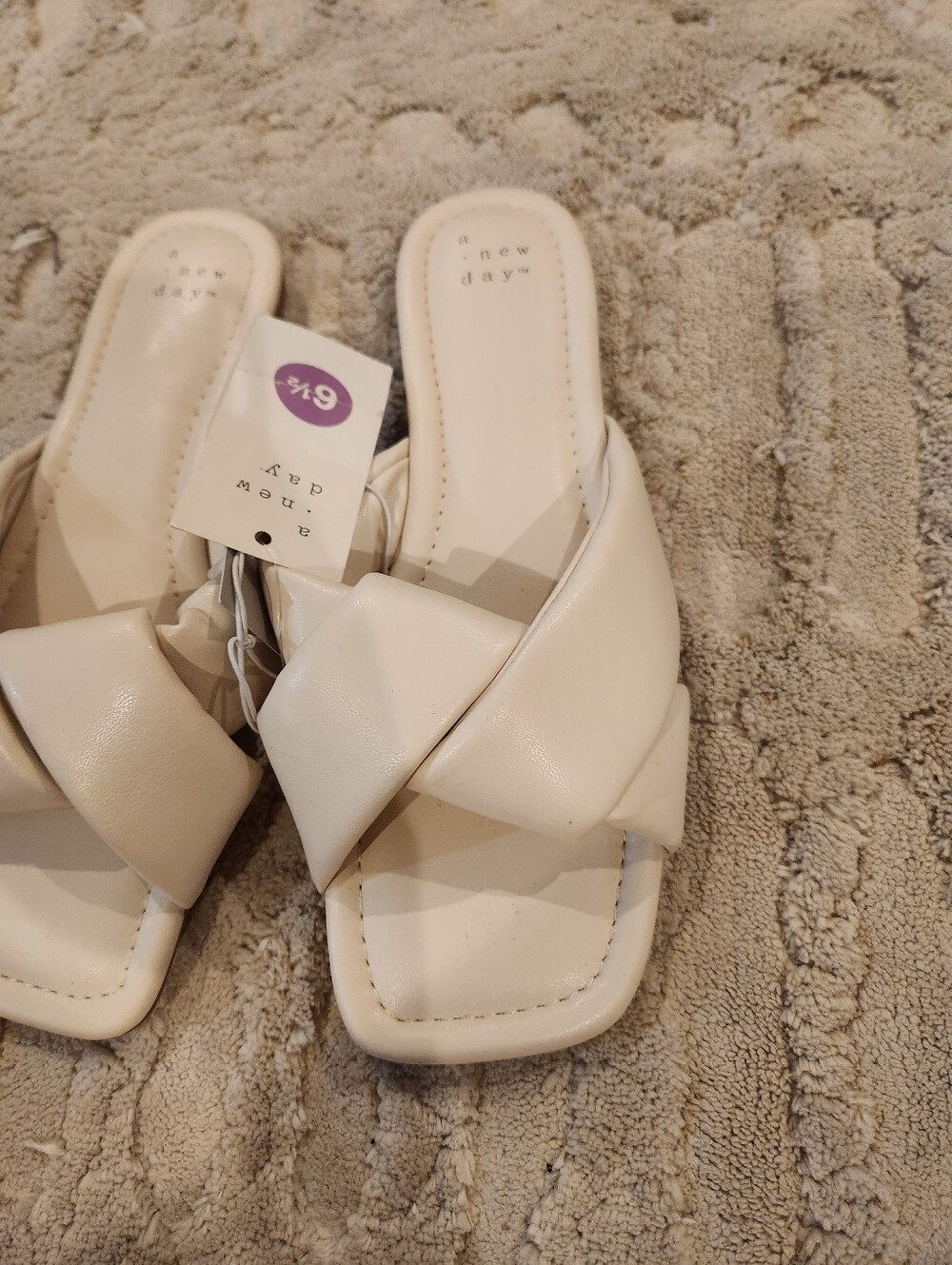 ✨️🥰NWT Women's Lisa Slide Sandals - A New Day Off White Cream - Picture 3 of 12